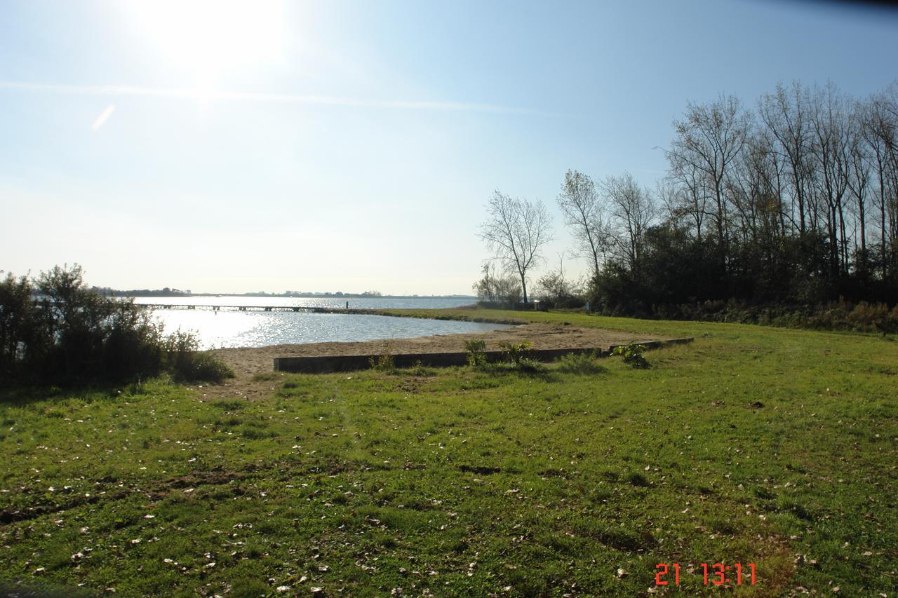 Apart Hotel Het Veerse Meer Kortgene Esterno foto